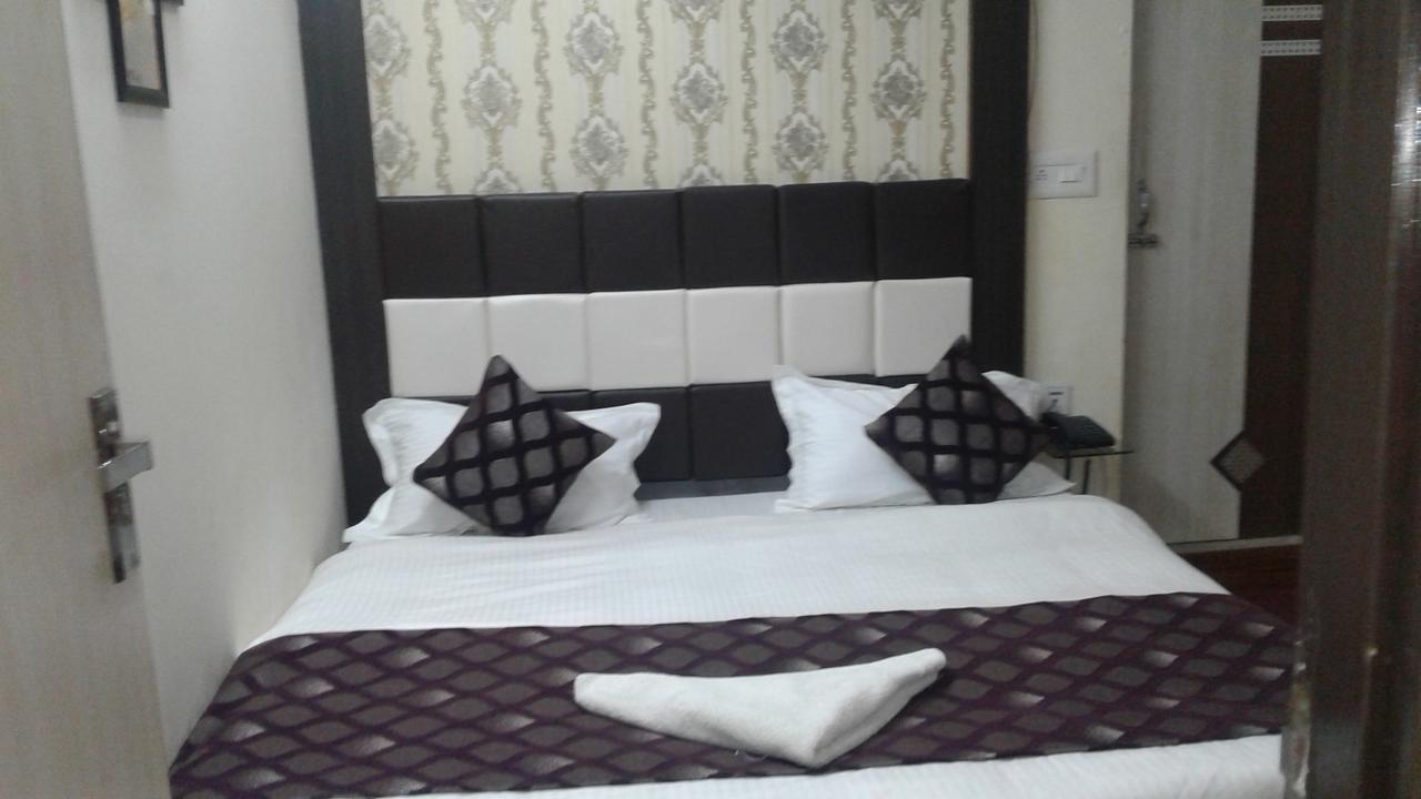 Hotel Ishwar Palace 斋浦尔 外观 照片